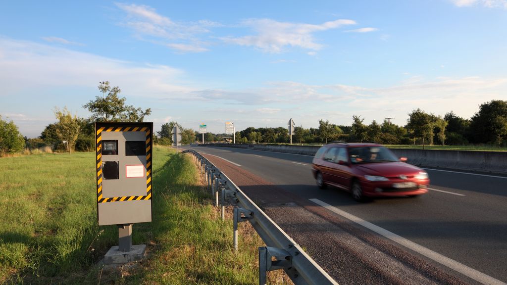 Radar de vitesse sur route nationale